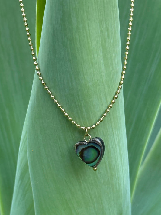 Pāua Gold Heart Necklace