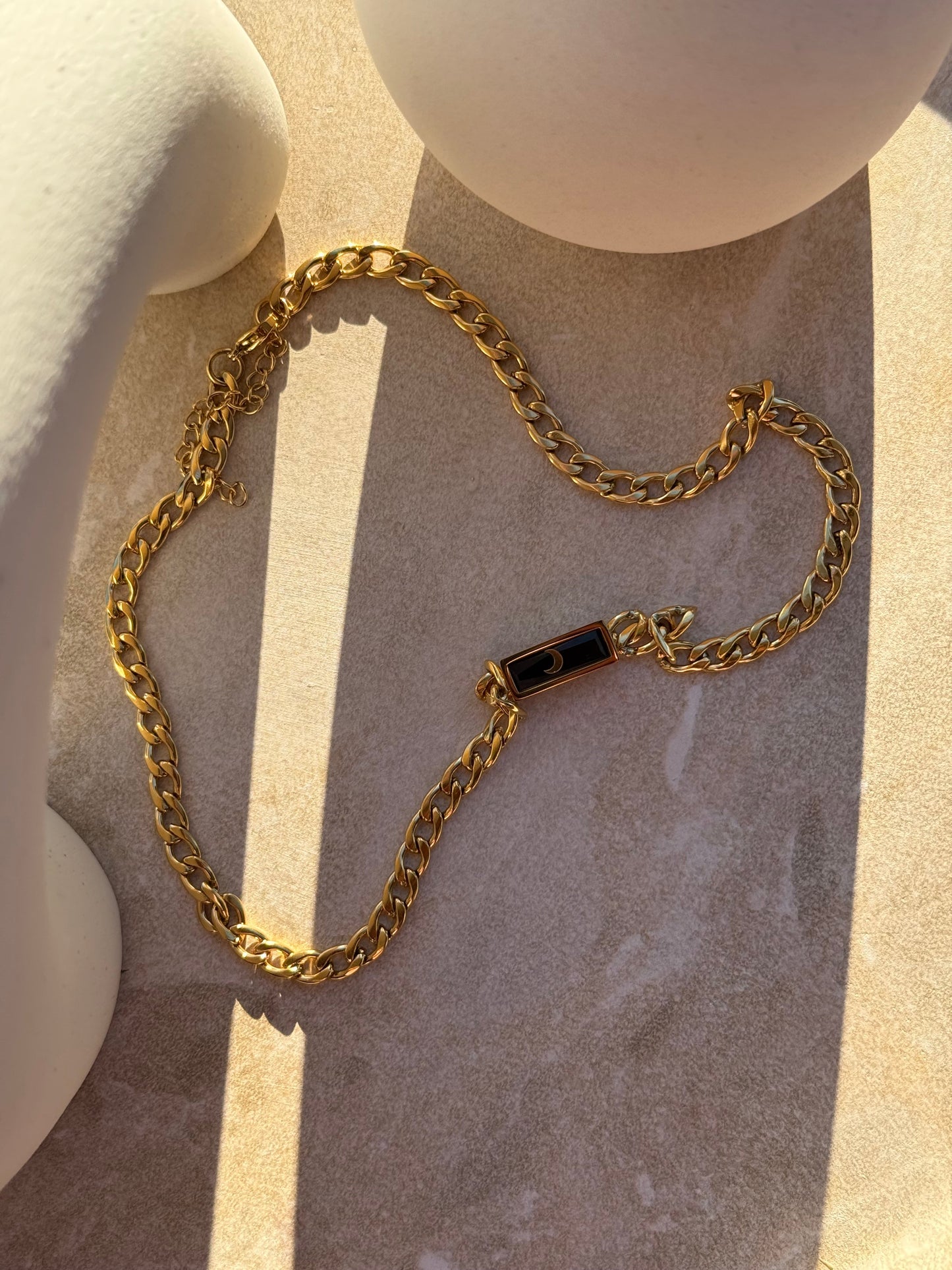 Mārama Gold Necklace