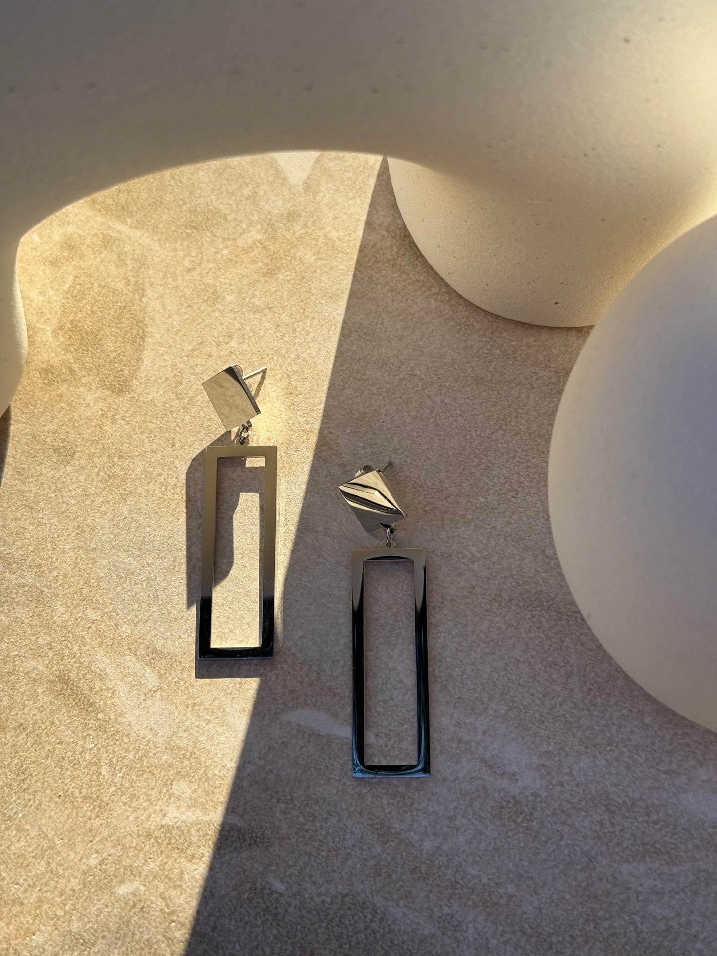 Tāhūroa Silver Earrings