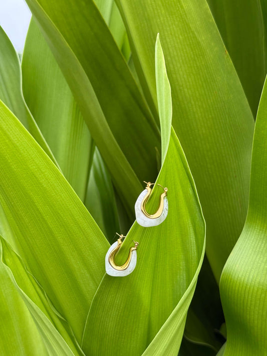 Kōmaru White Gold Hoops