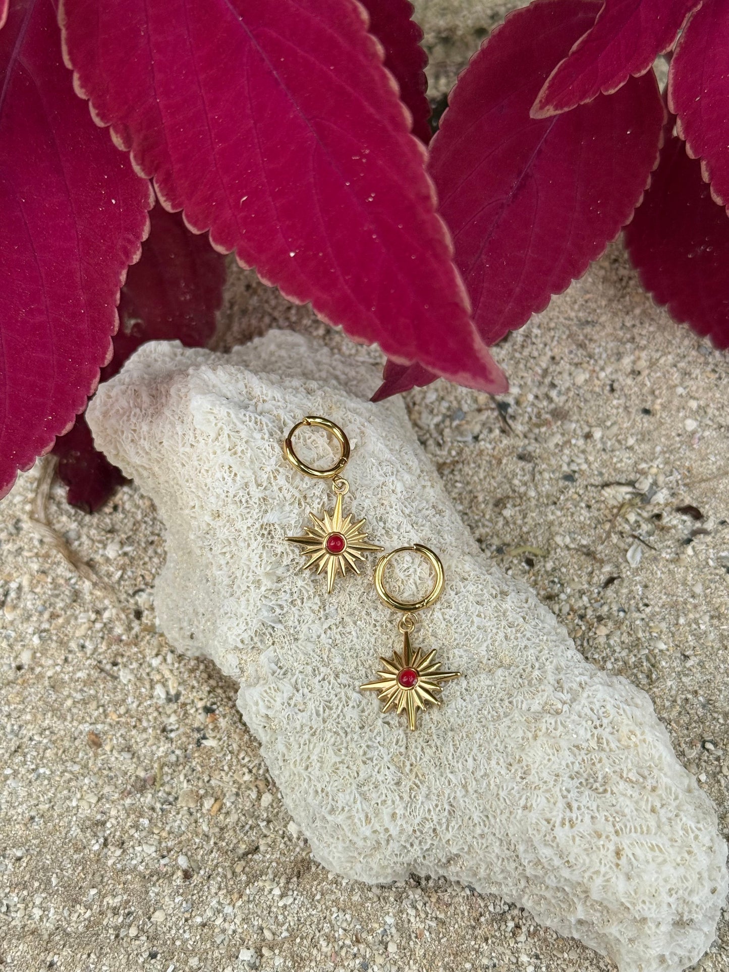 Whetū Whero Gold Huggies