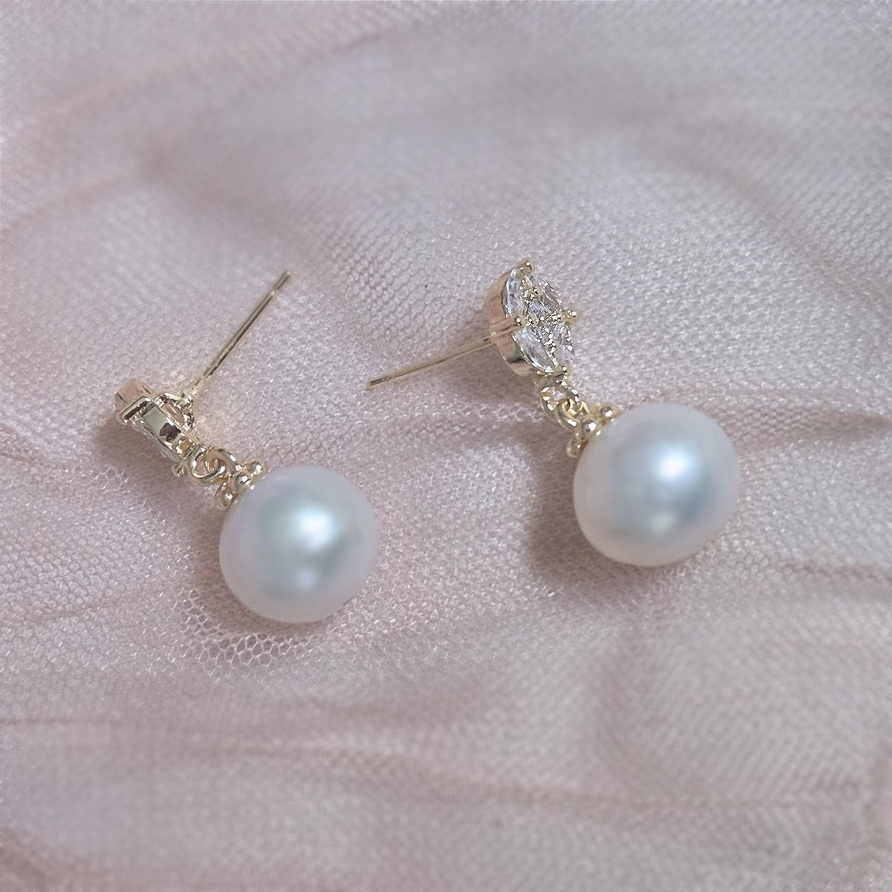 Clara Pearl Drop Earrings 4