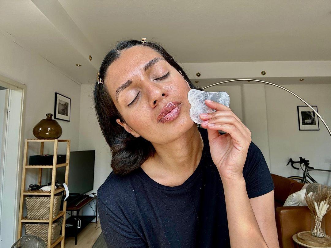 Clear Quartz Gua Sha-1