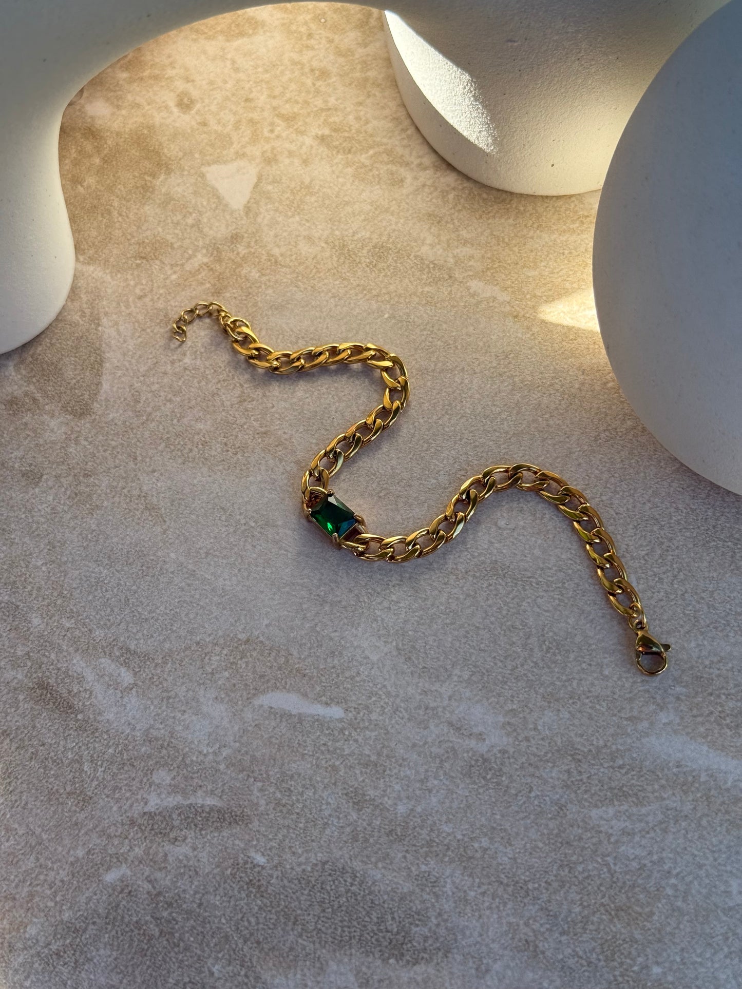 Tāhū Kākāriki Gold Bracelet