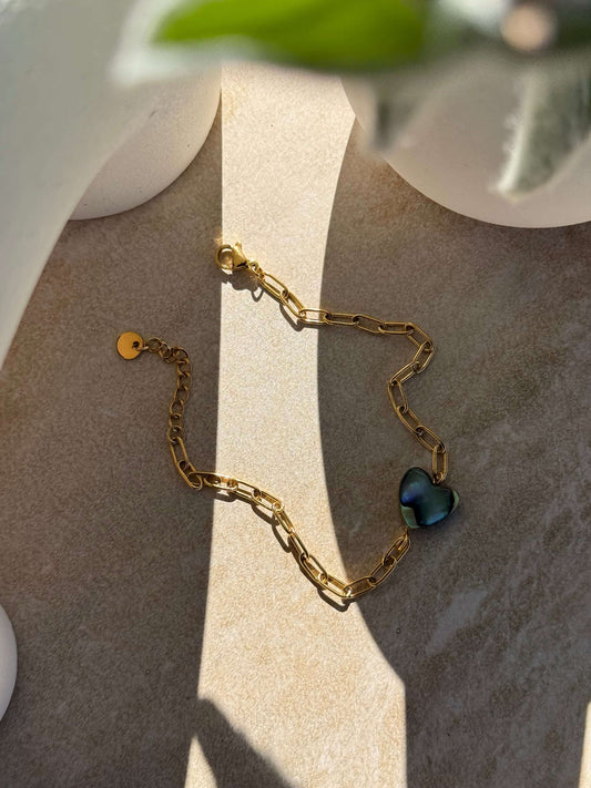 Pāua Gold Heart Bracelet