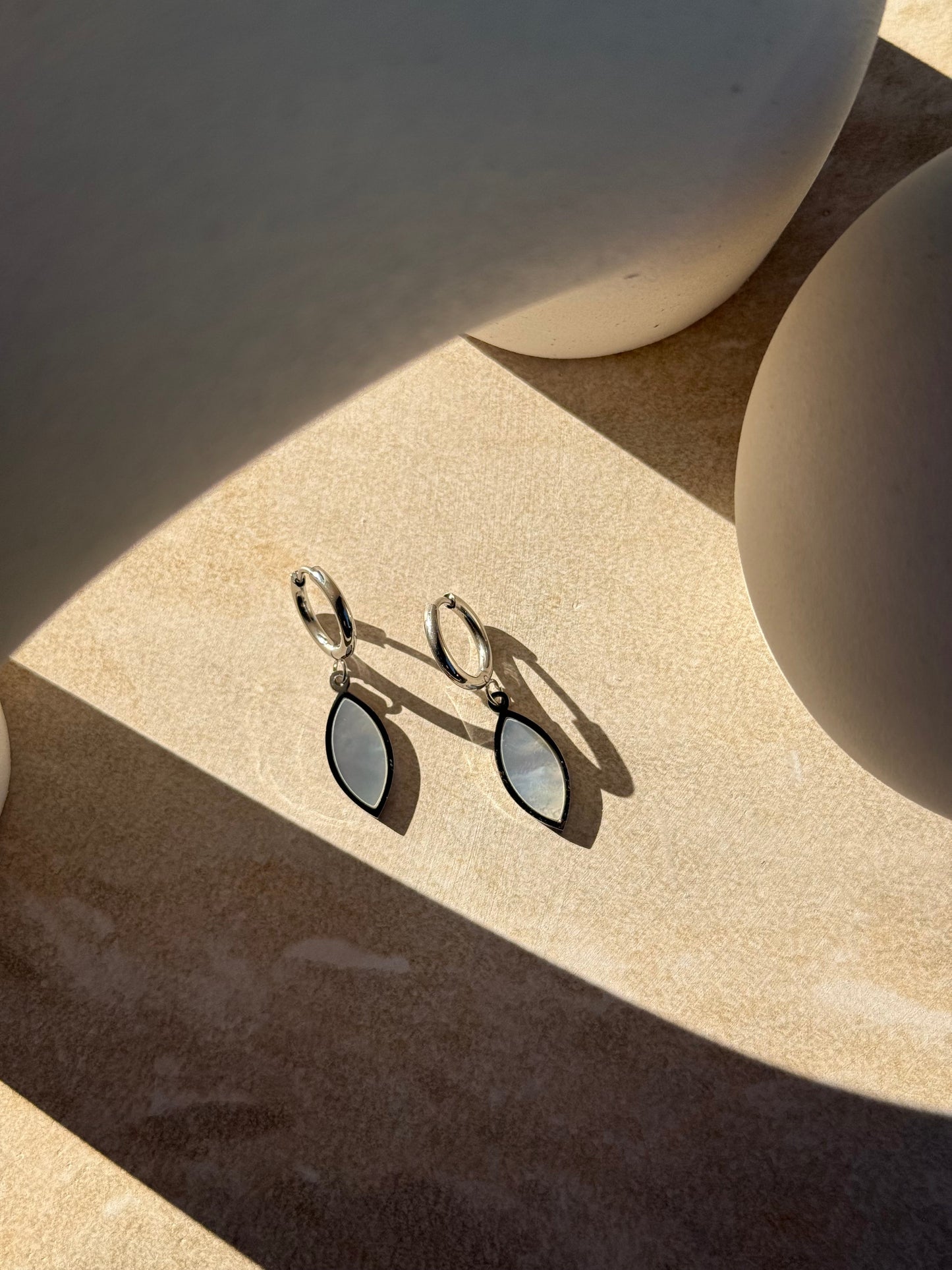 Rau Rangi Silver Huggies