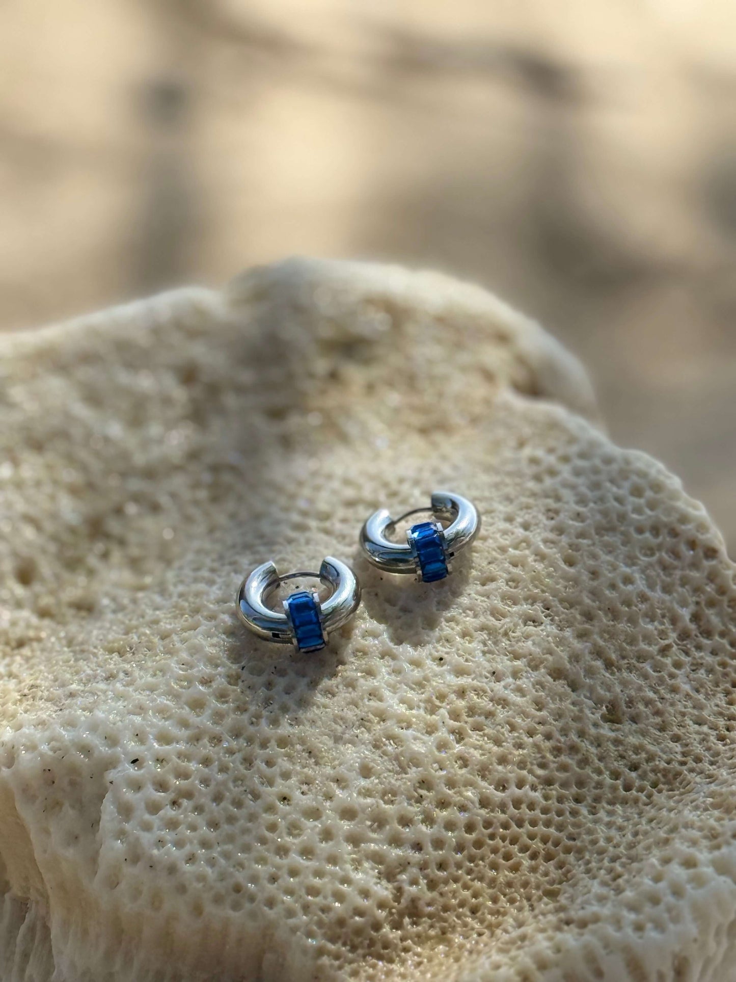 Moana Pūkākā Silver Huggies