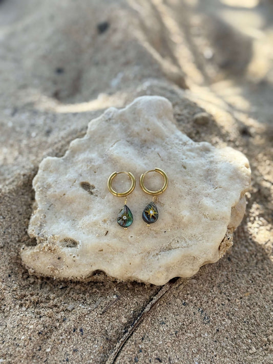 Whetū Ata Gold Huggies