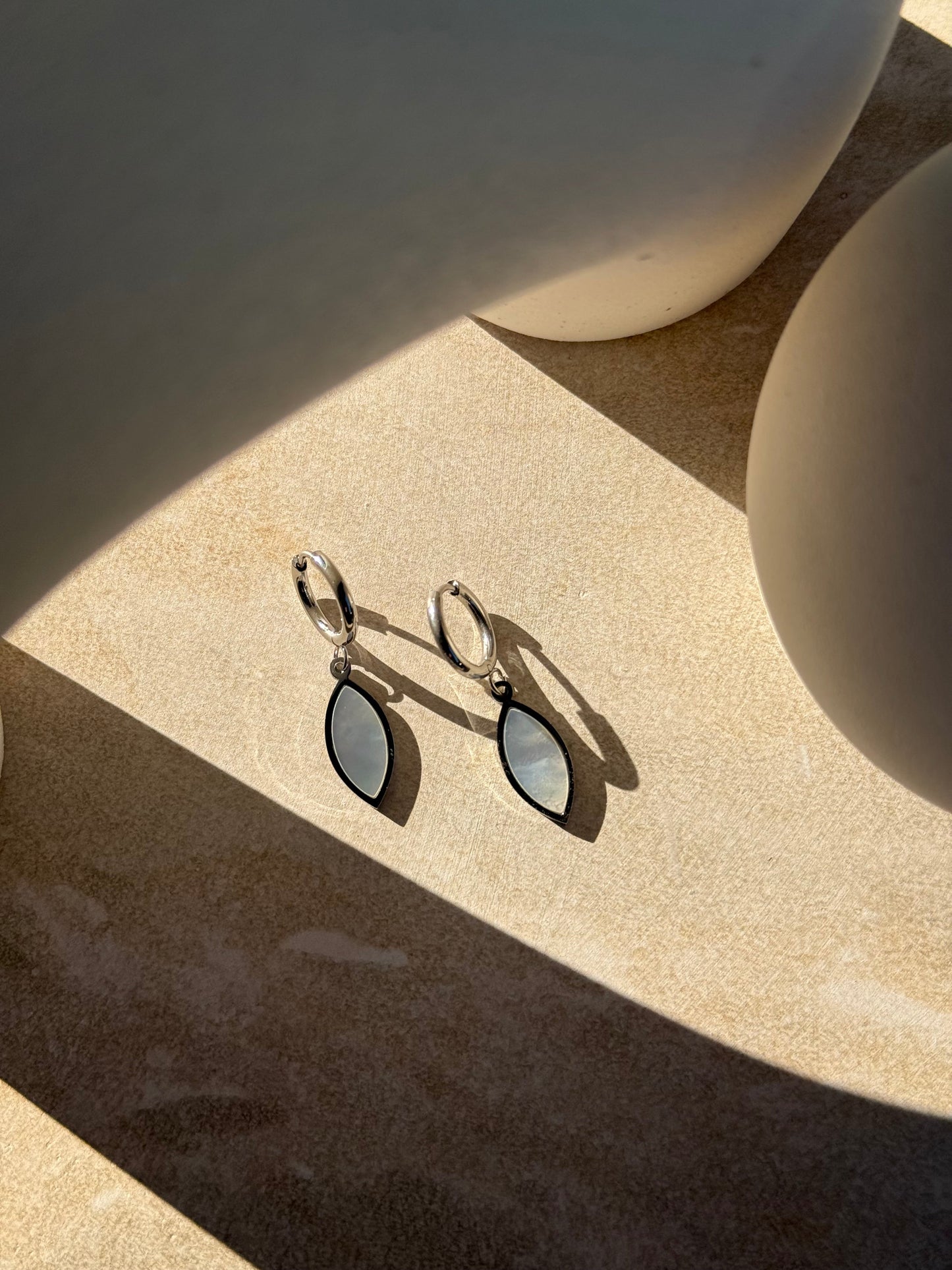 Rau Rangi Silver Huggies