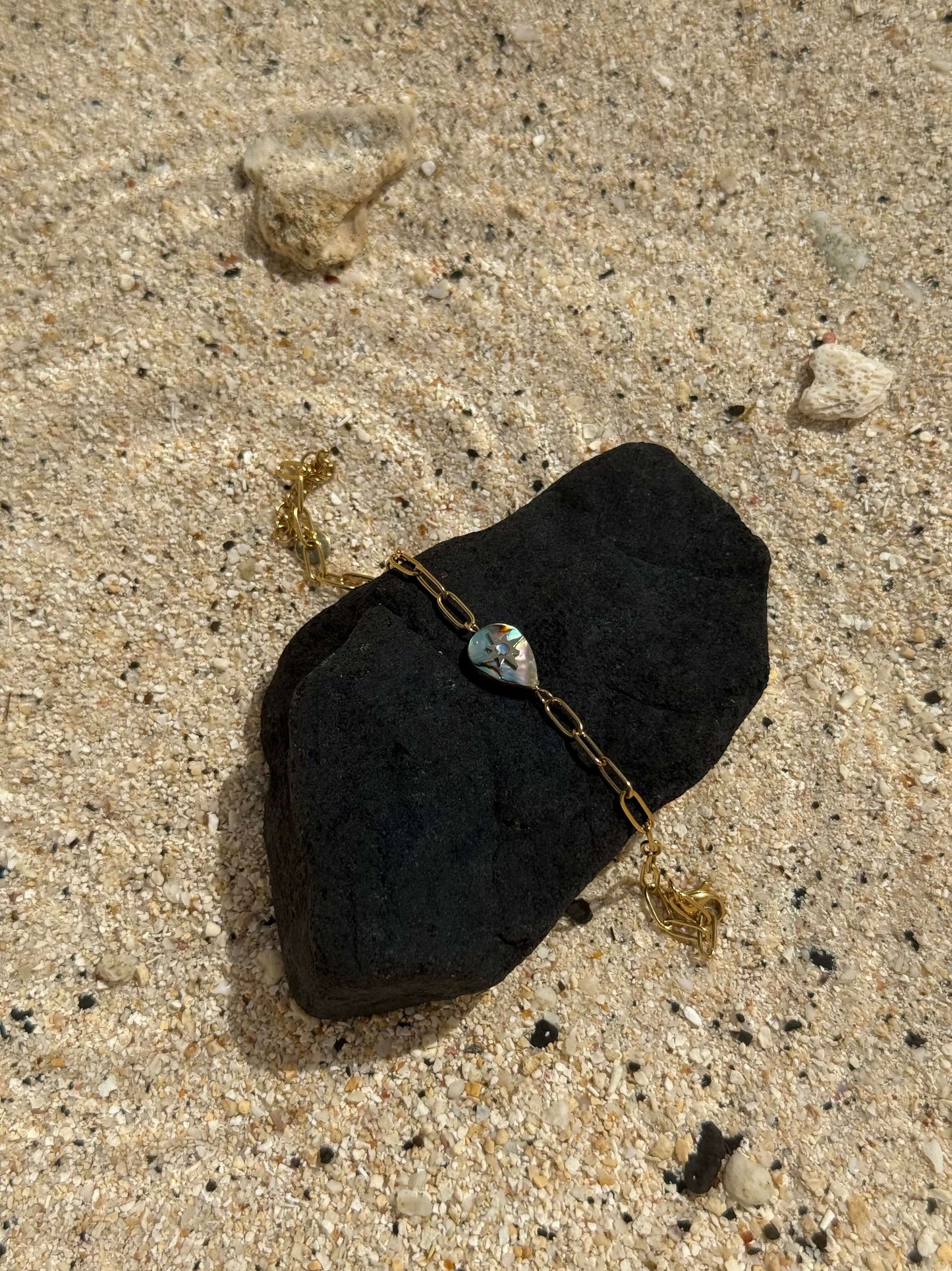 Whetū Ata Gold Bracelet