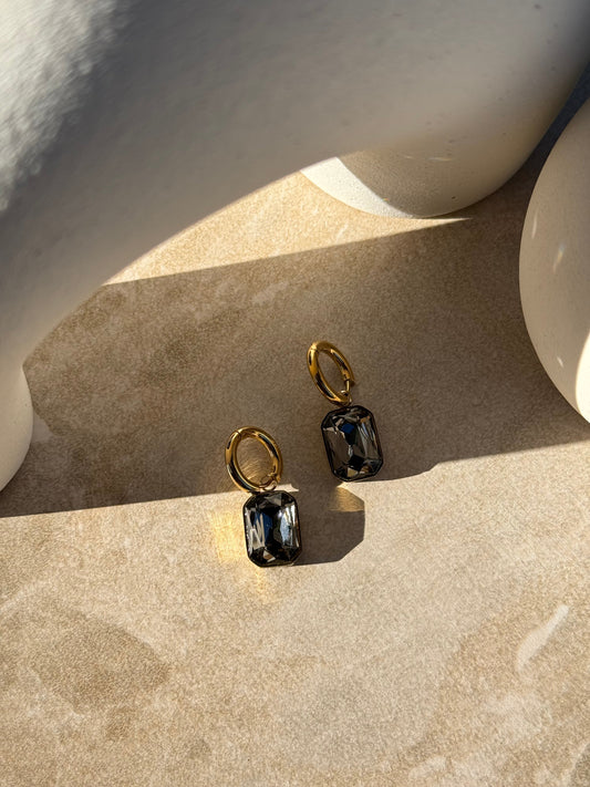 Taimana Pango Gold Huggies