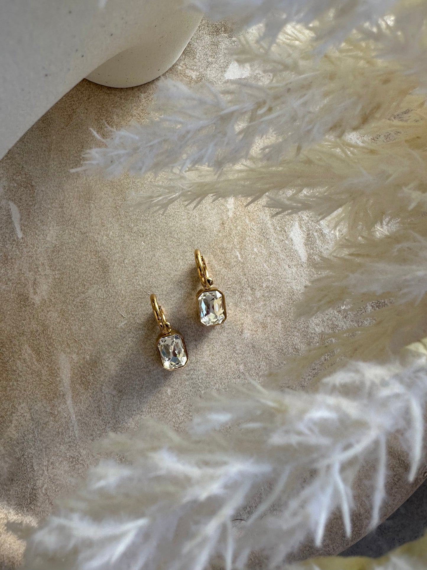 Taimana Gold Huggies