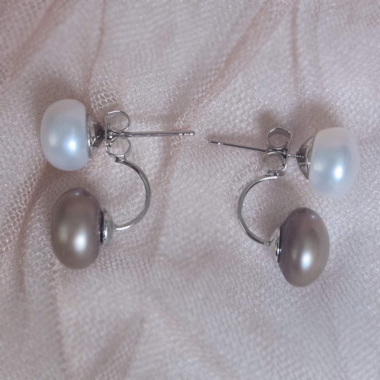 Mayumi Double Pearl Studs bi-colour
