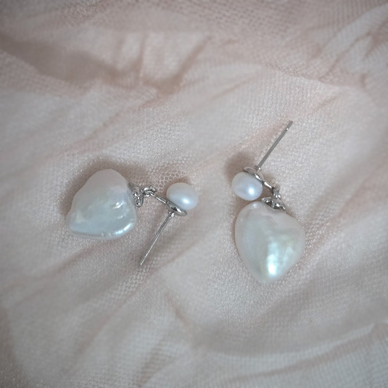 Amihan Baroque Pearl Drop Earrings heart 2