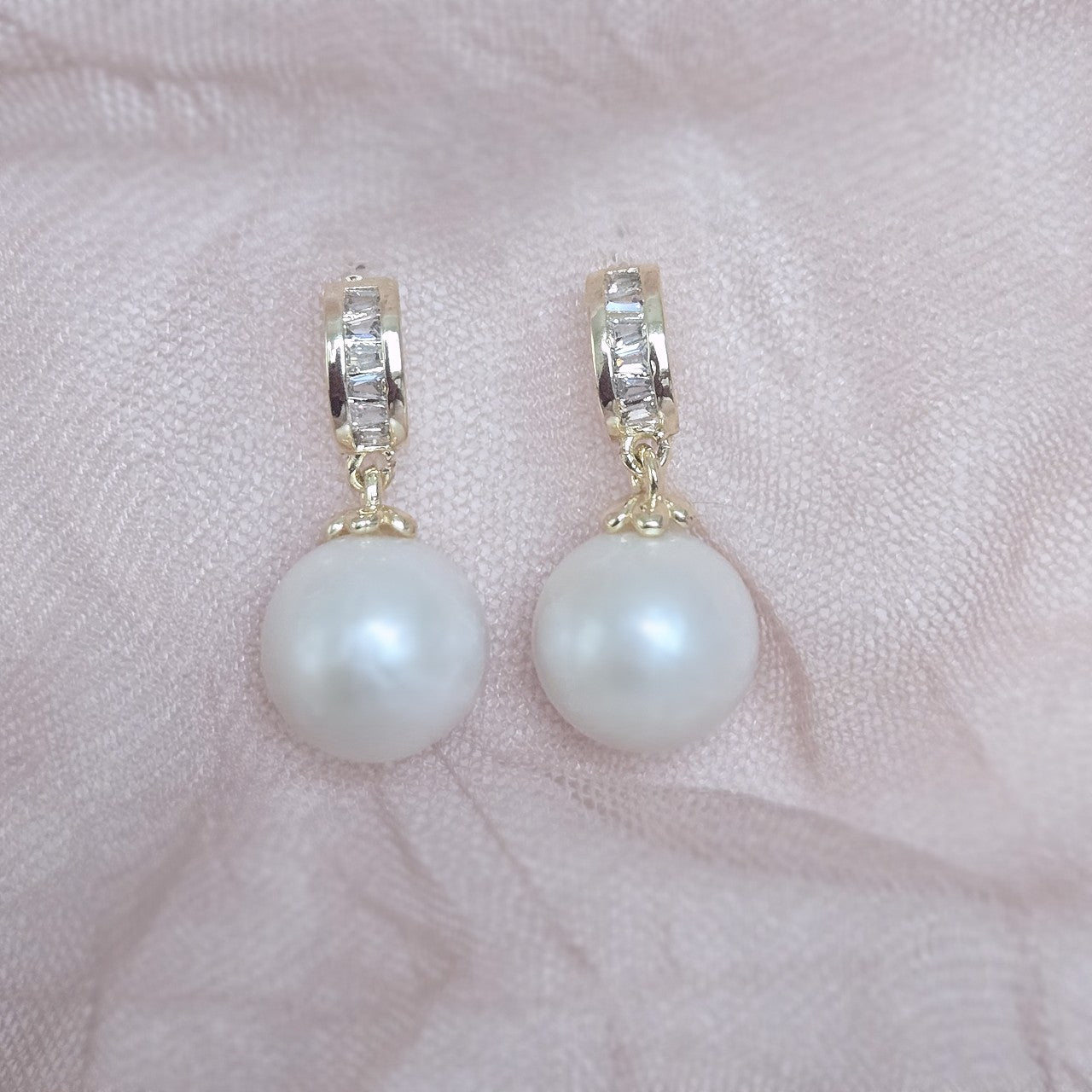 Clara Pearl Drop Earrings 3