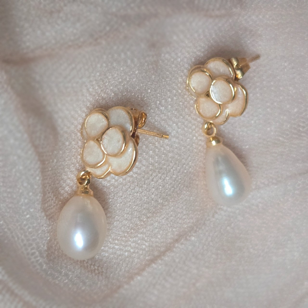 Clara Pearl Drop Earrings 6