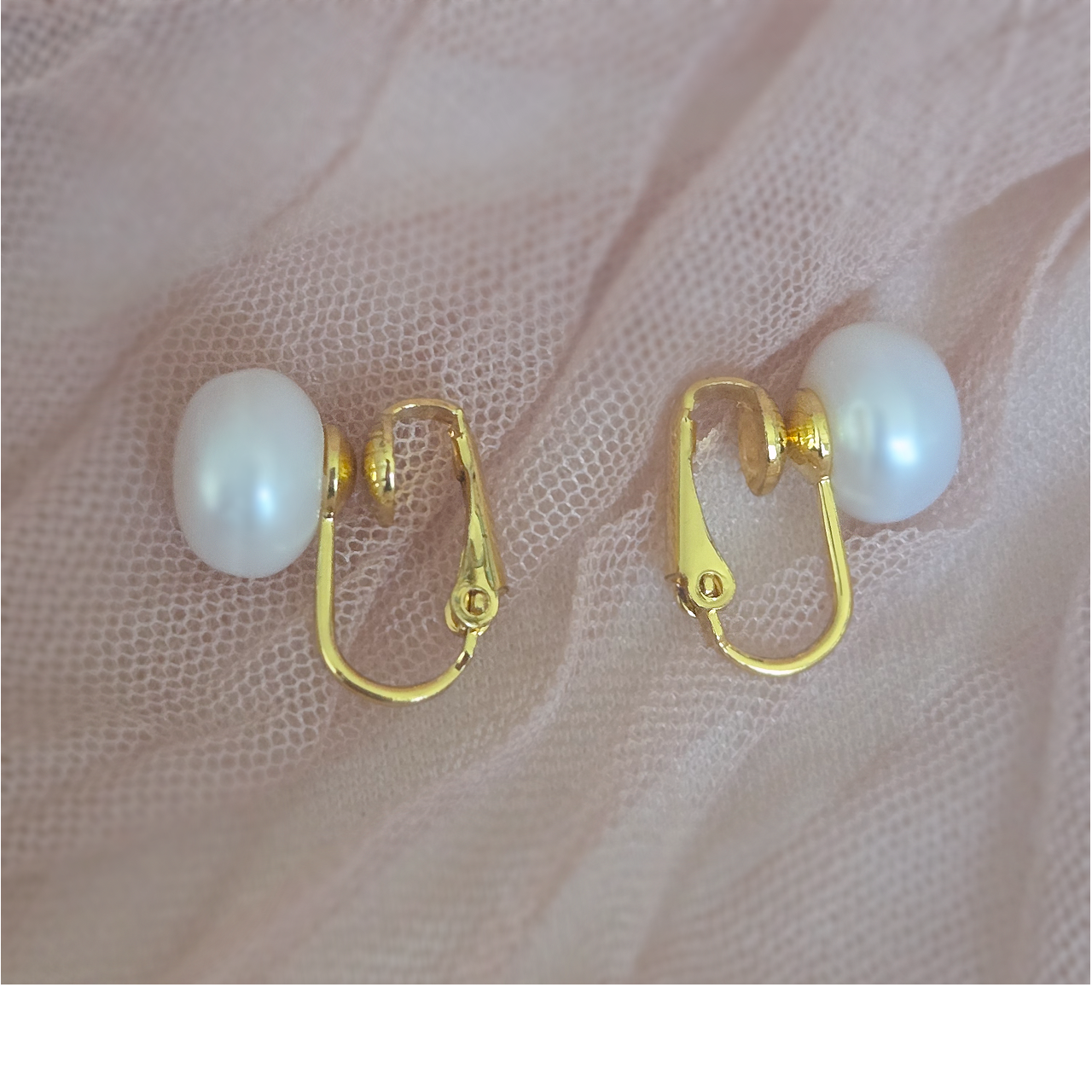 Luna Clip-On Freshwater Pearl Studs